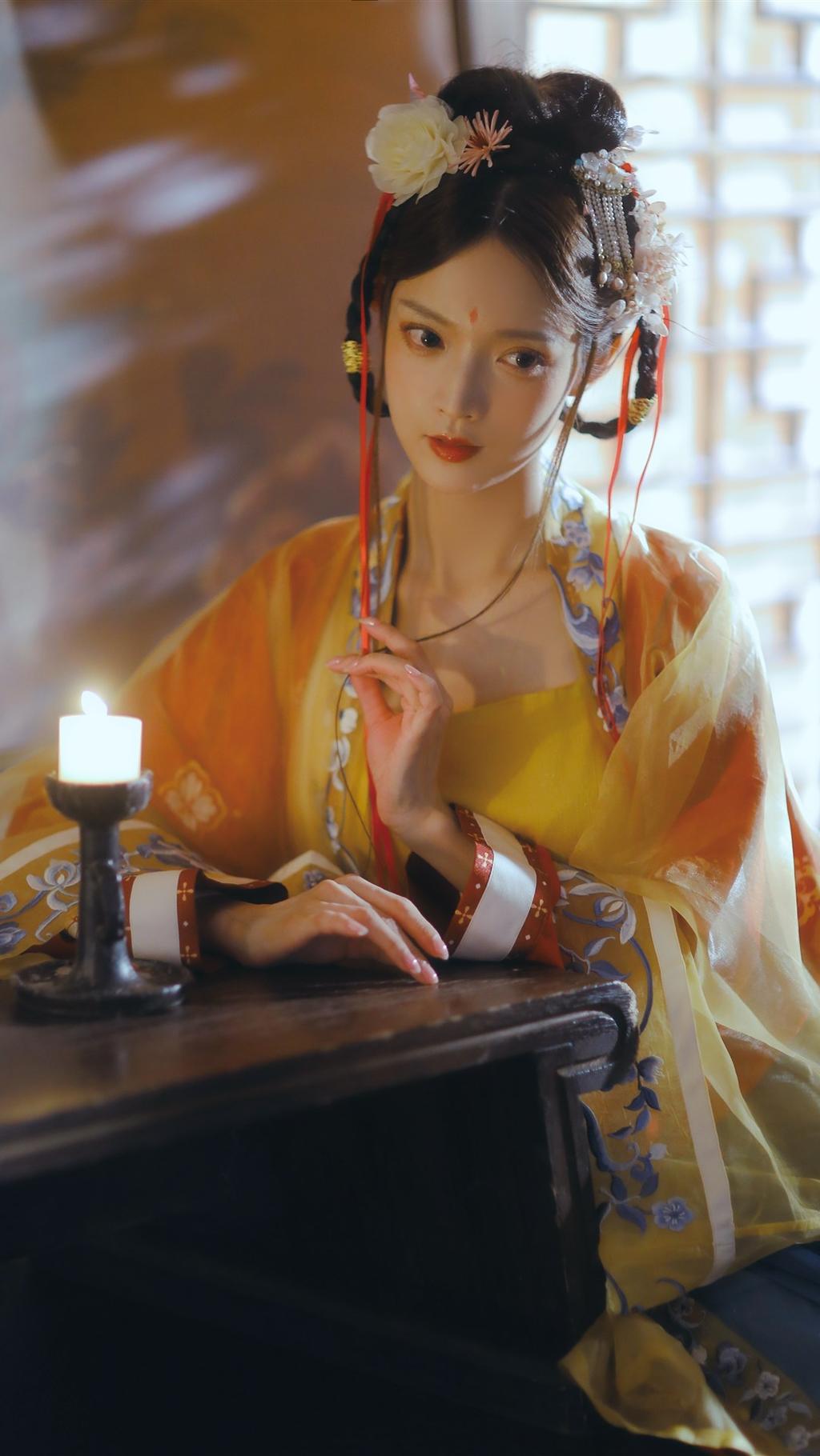 古装美女杏眼桃腮唯美古风摄影