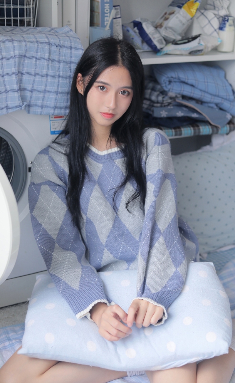 大长腿小姐姐温柔甜美精选图片