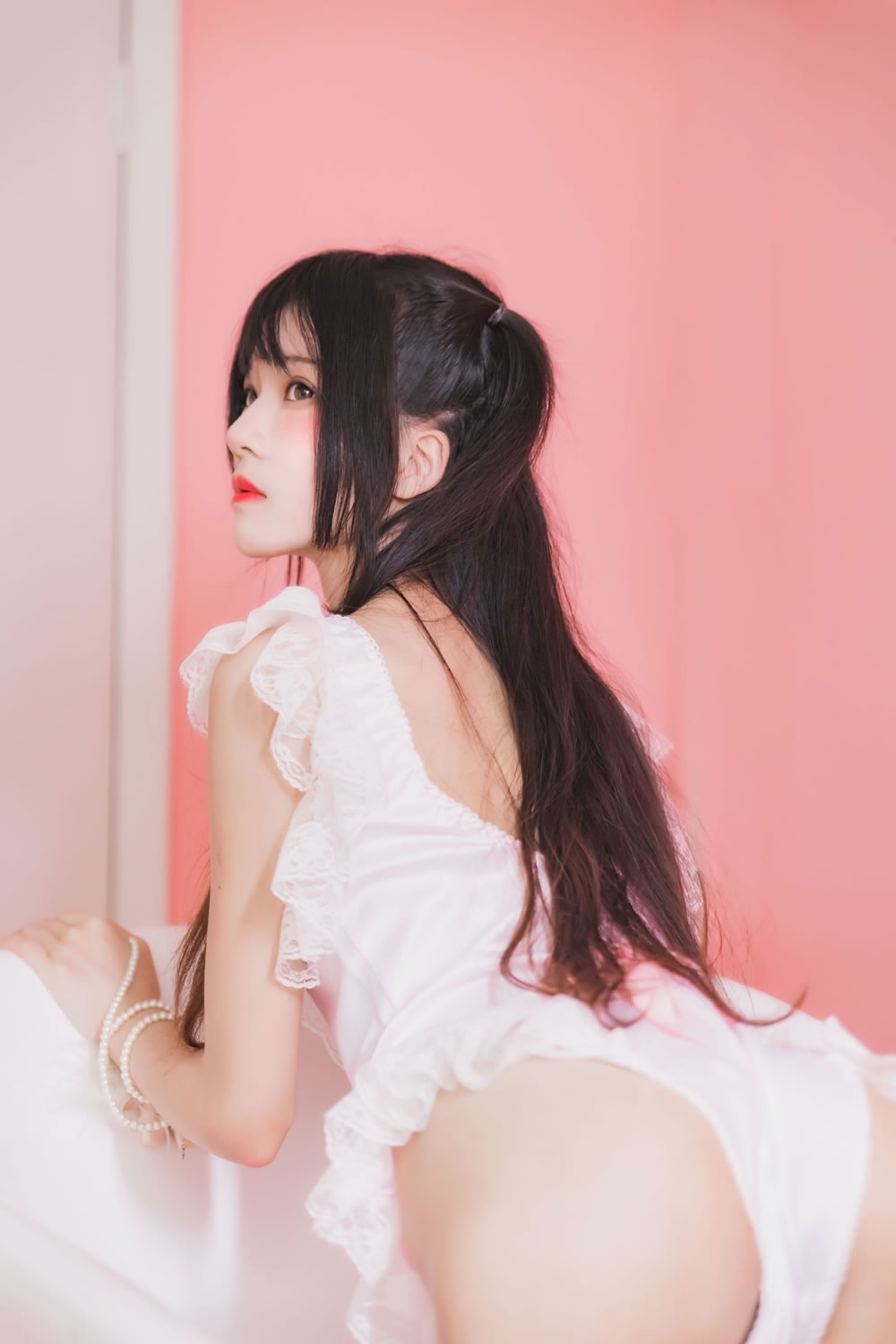 桜桃喵 冬眠系列 《粉色浴缸》