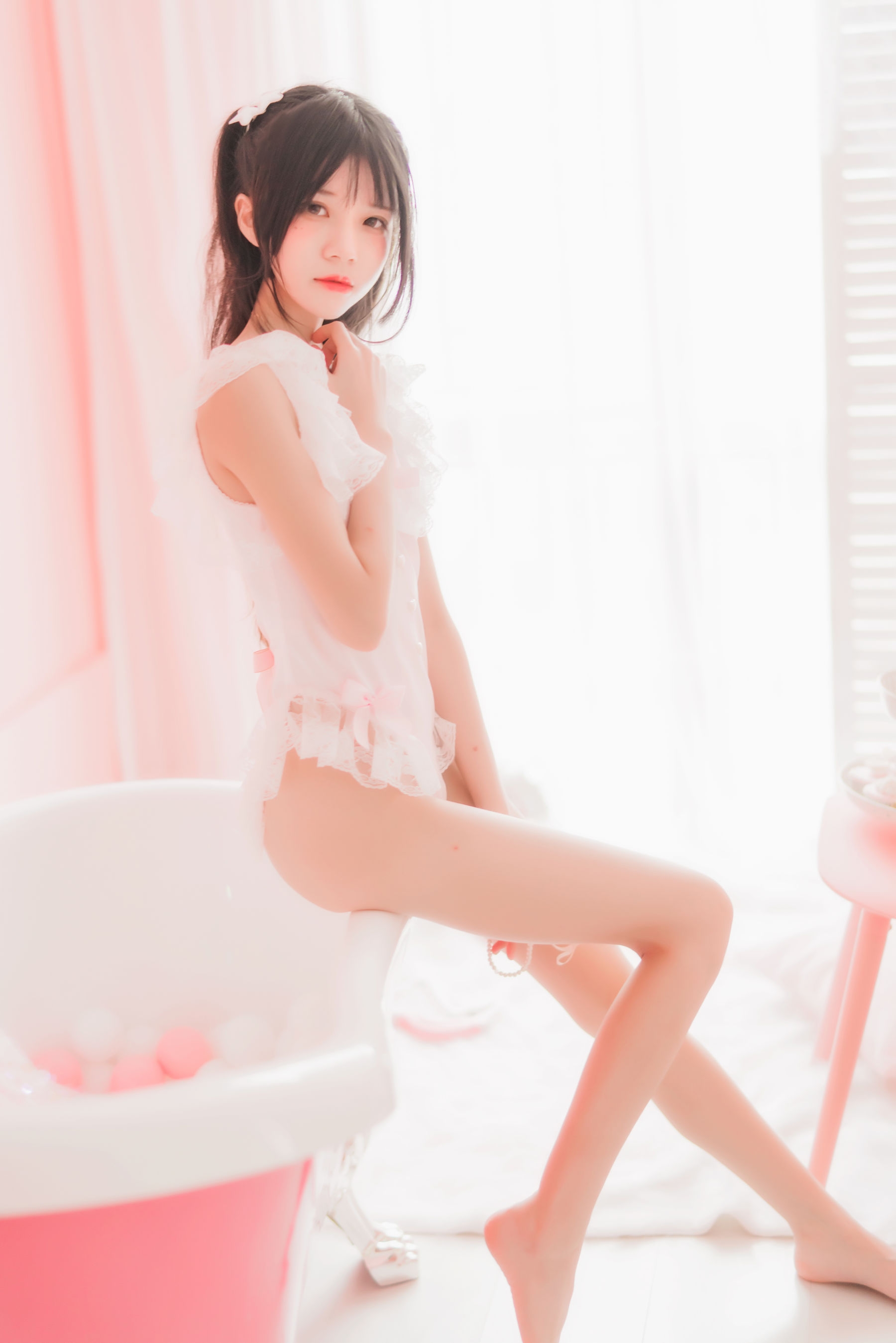 桜桃喵 冬眠系列 《粉色浴缸》