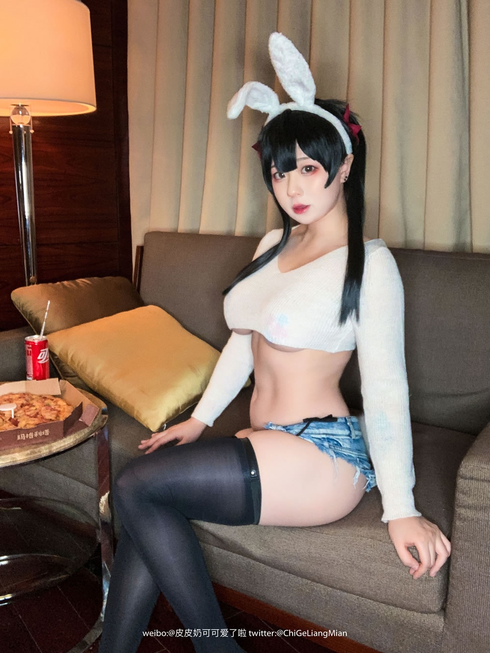 [美女Coser] 皮皮奶可心爱了啦 《披萨白兔》