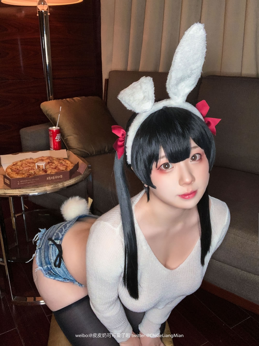 [美女Coser] 皮皮奶可心爱了啦 《披萨白兔》