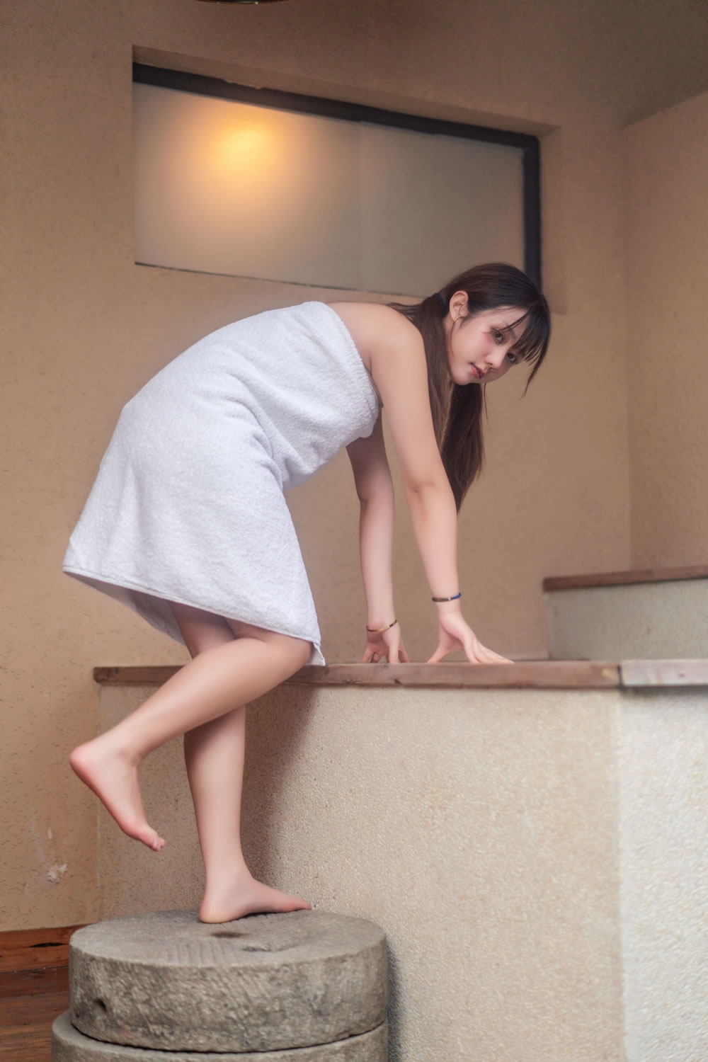 [美女Coser] 姬镜酱 《私奔之温泉》