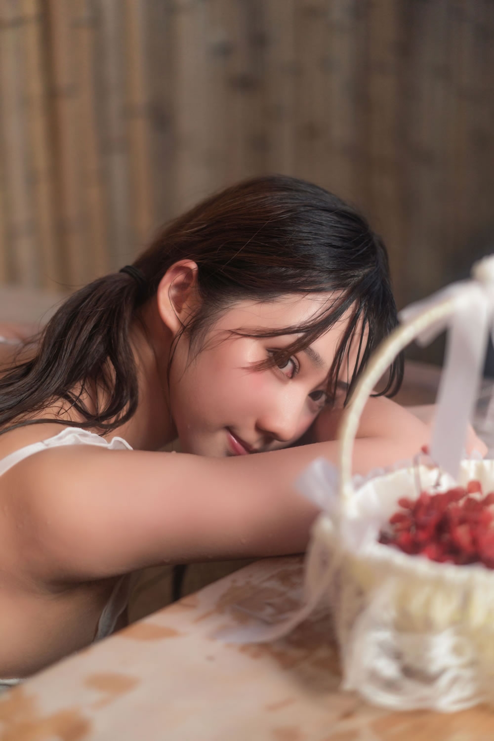 [美女Coser] 姬镜酱 《私奔之温泉》