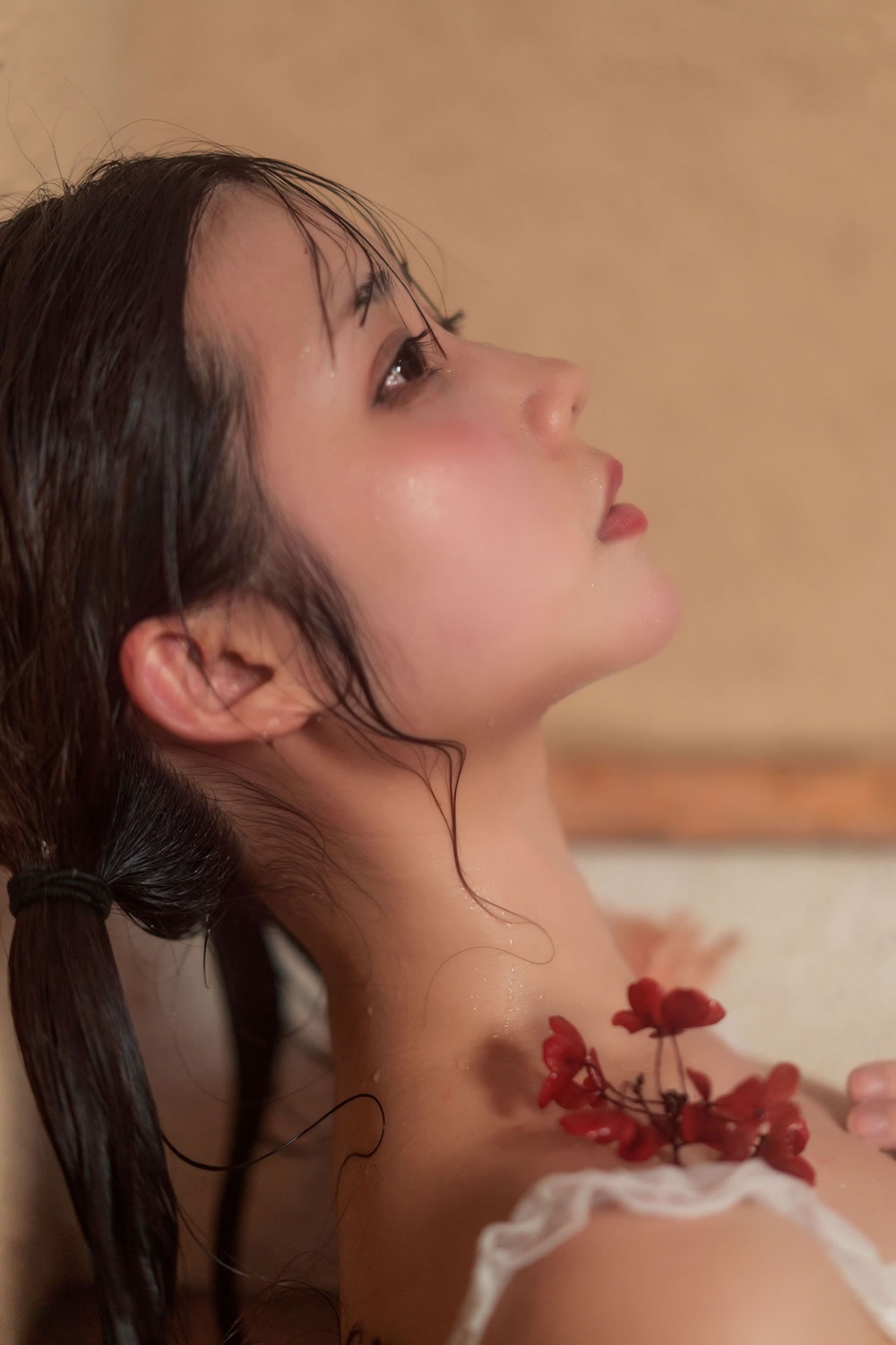 [美女Coser] 姬镜酱 《私奔之温泉》