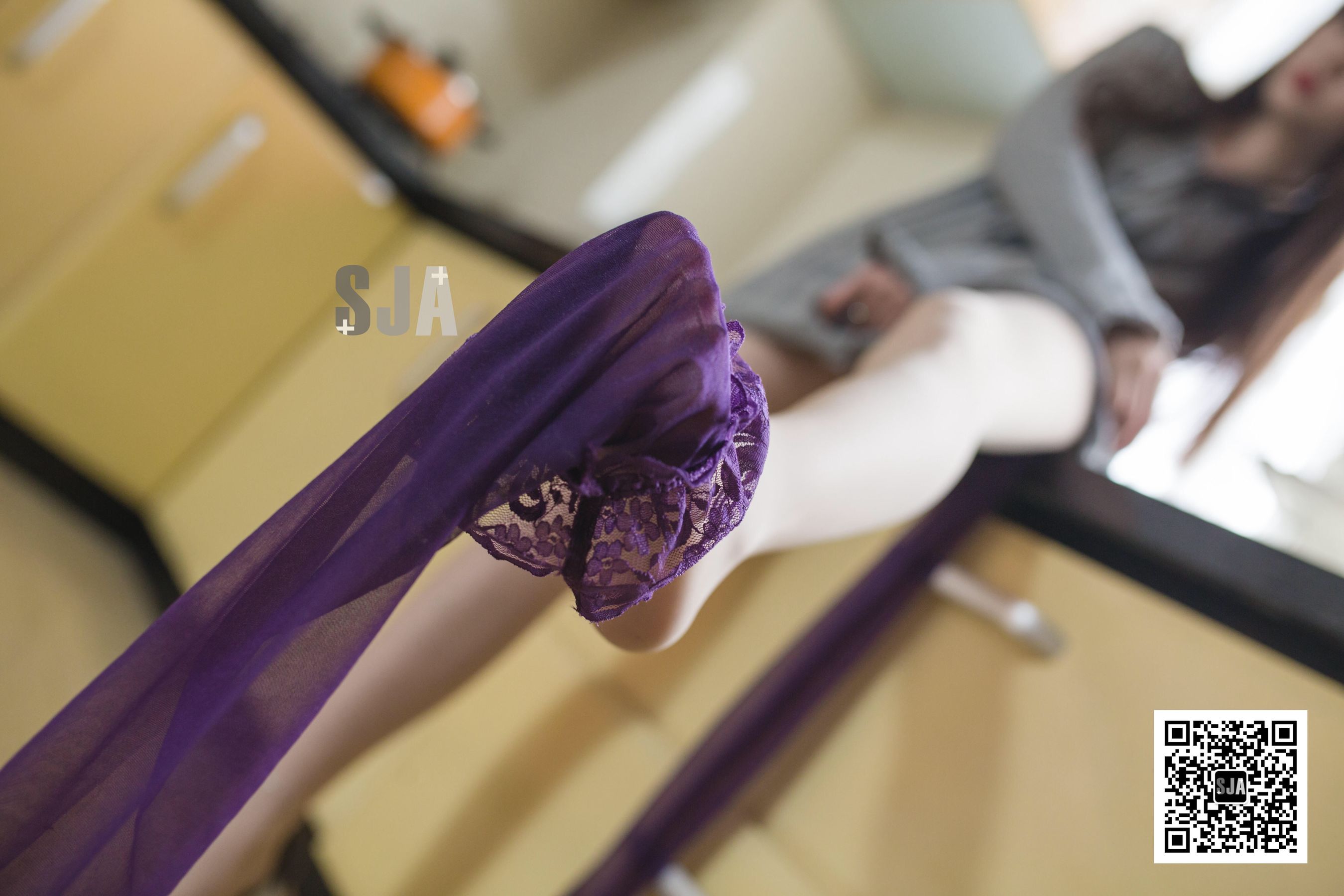 [SJA佳爷] Vol.015 佳爷 闺蜜视角《媚》 写真套图