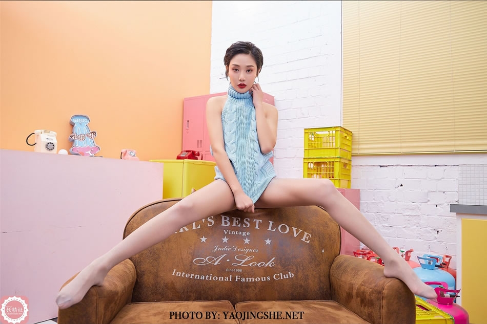 [YJS妖精社] 《可可-洗衣房》V2015 性感丝袜写真