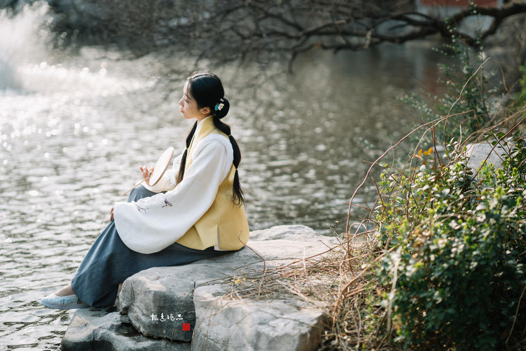 汉服美女清新脱俗唯美古风摄影