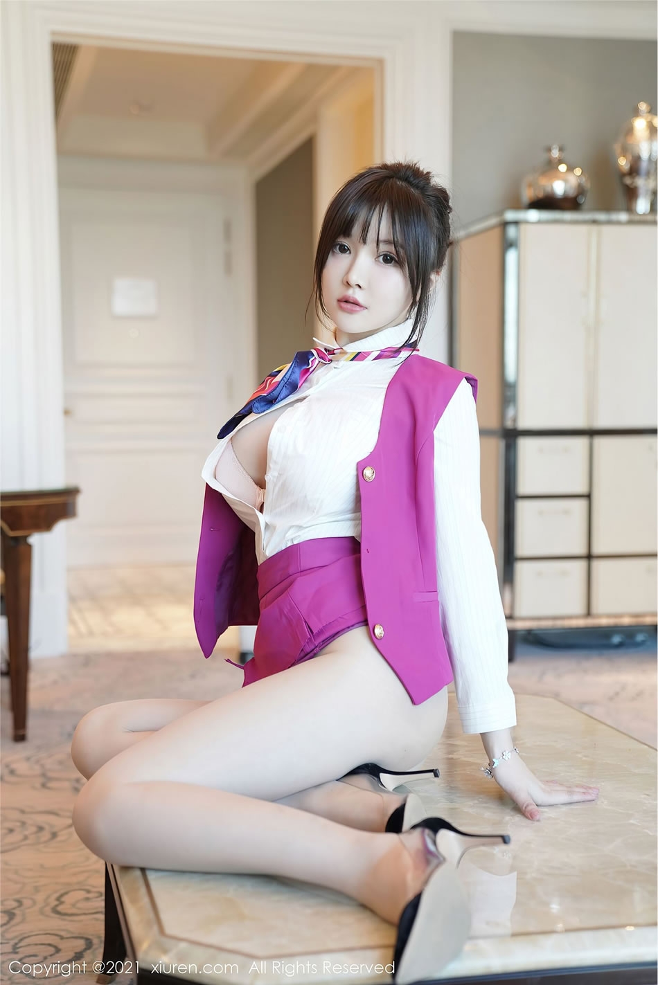 [XIUREN秀人网] 糯美子MINIbabe NO.3103 性感空姐制服写真