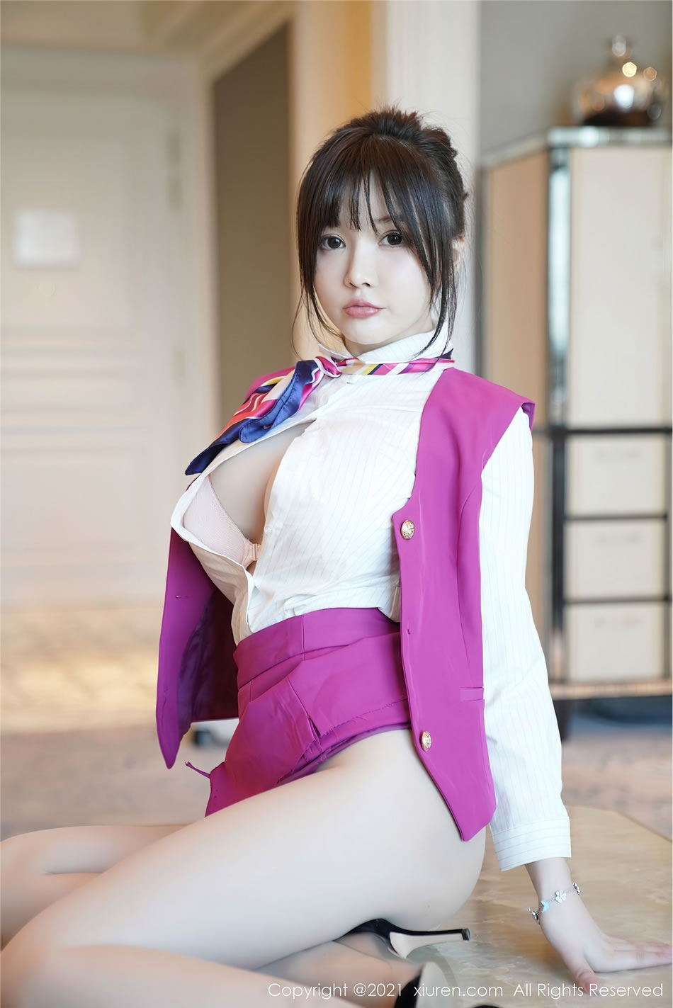 [XIUREN秀人网] 糯美子MINIbabe NO.3103 性感空姐制服写真