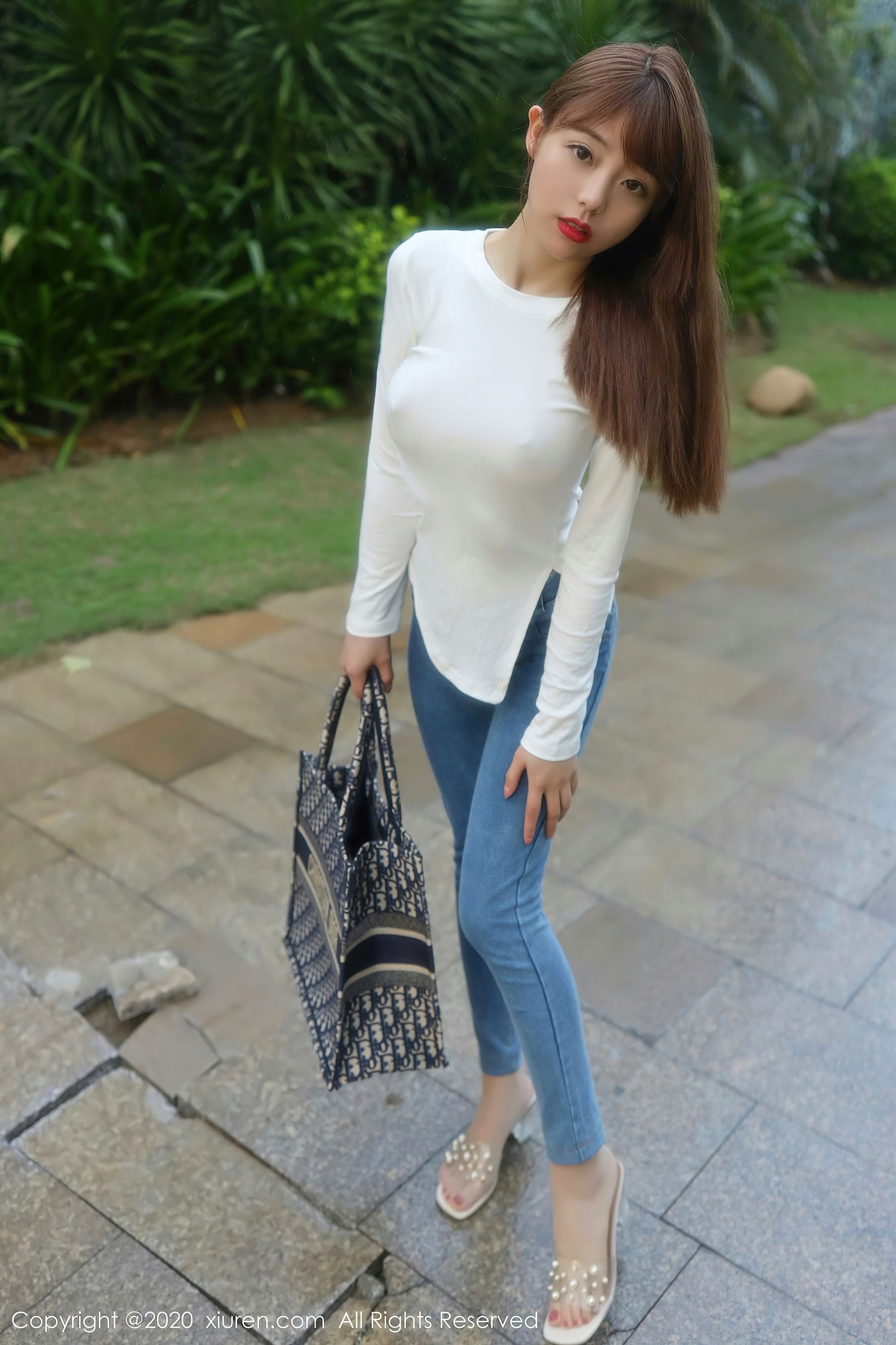 [秀人XIUREN] No.2785 佘贝拉bella - 紧身牛仔裤主题系列