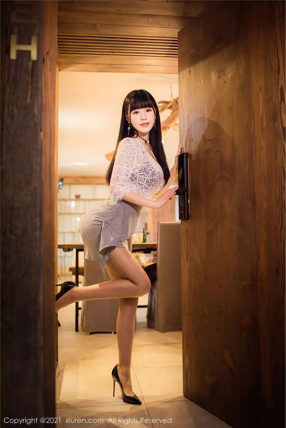 [XIUREN秀人网] 朱可儿Flower NO.3125 性感丝袜捆绑写真