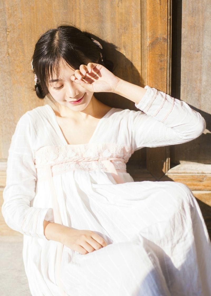 清新脱俗古装美女唯美古风摄影