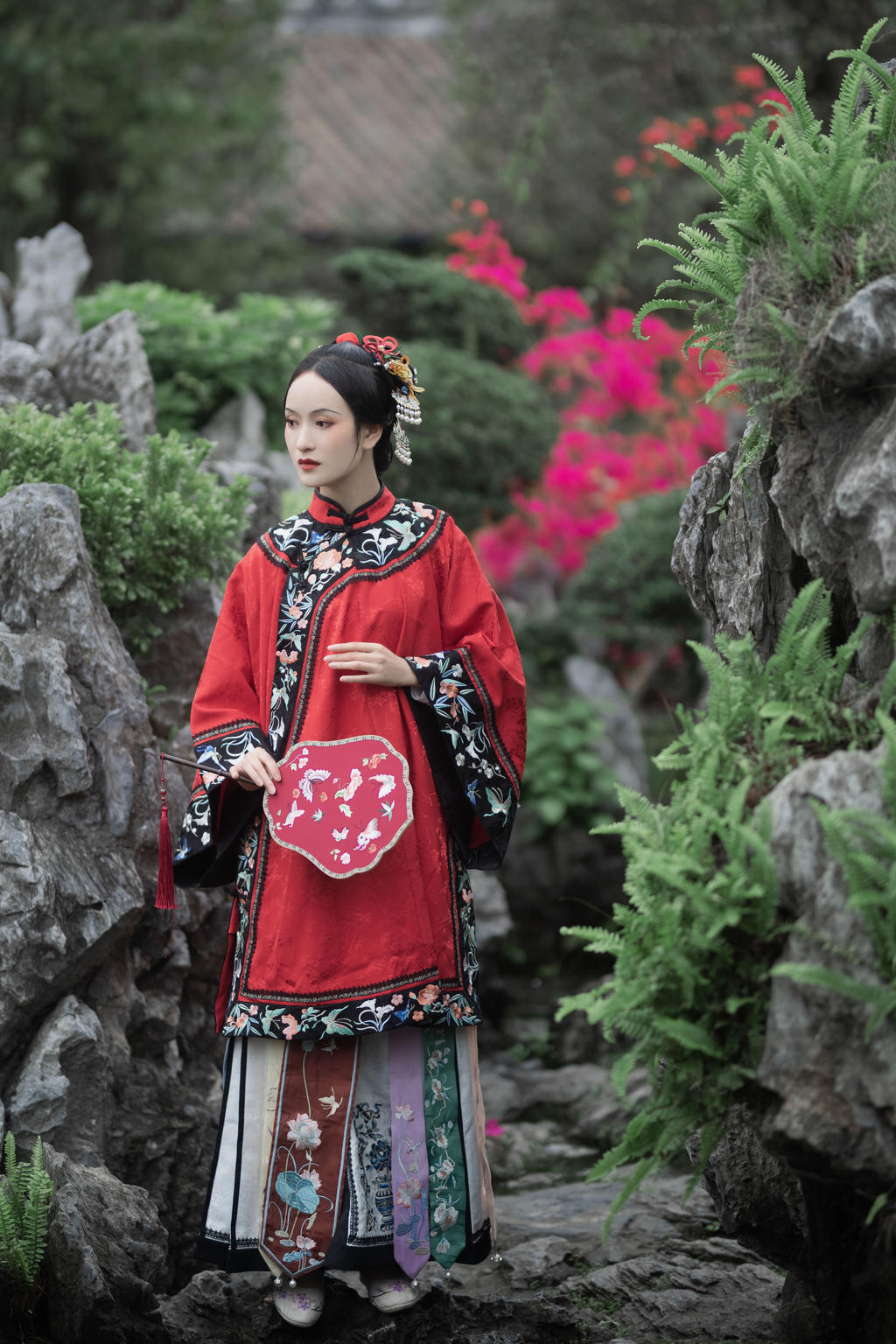 古装美女红妆素裹妩媚妖娆图片