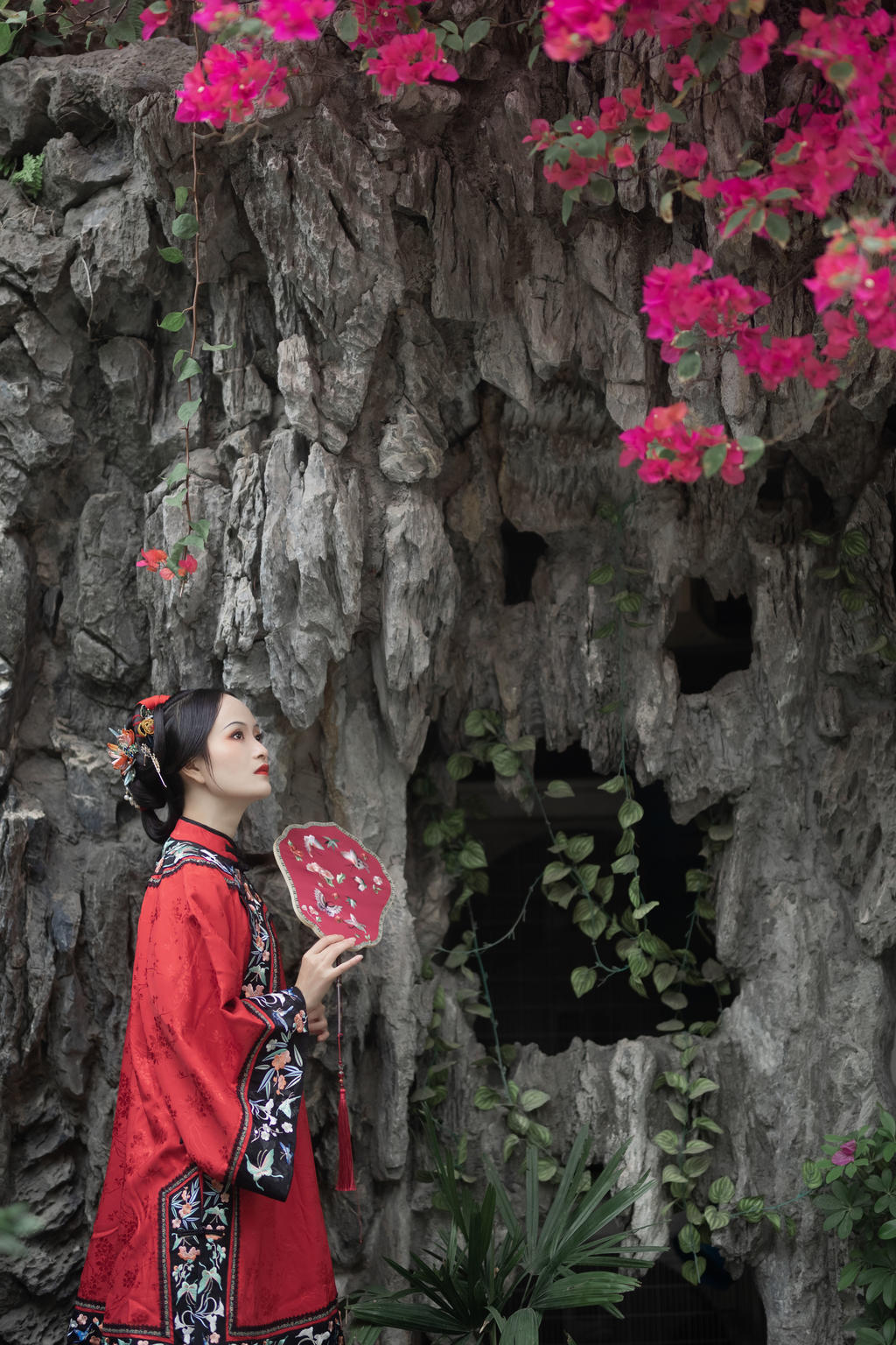 古装美女红妆素裹妩媚妖娆图片