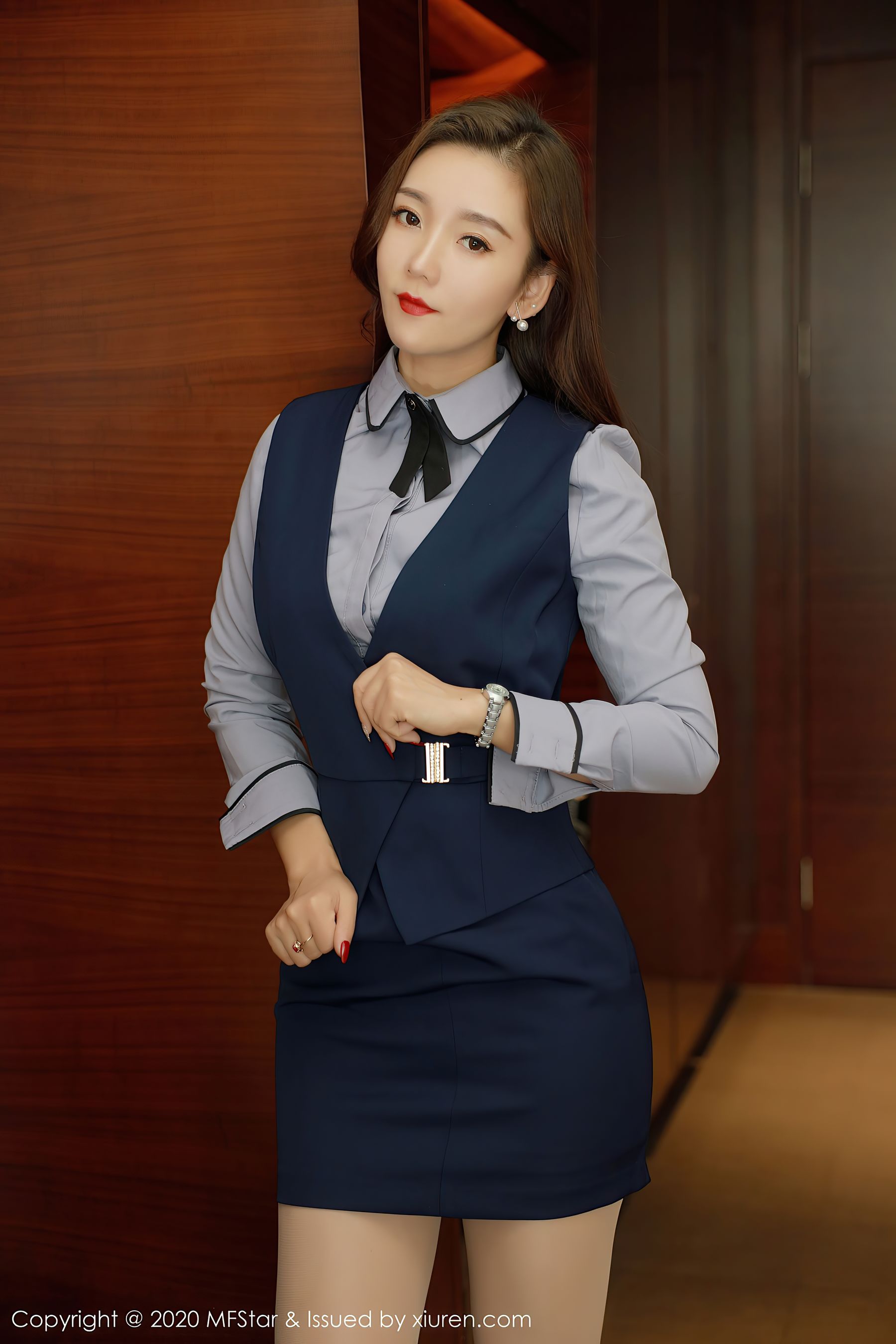 [模范学院MFStar] Vol.425 艾静香 - 经典的职场职业装