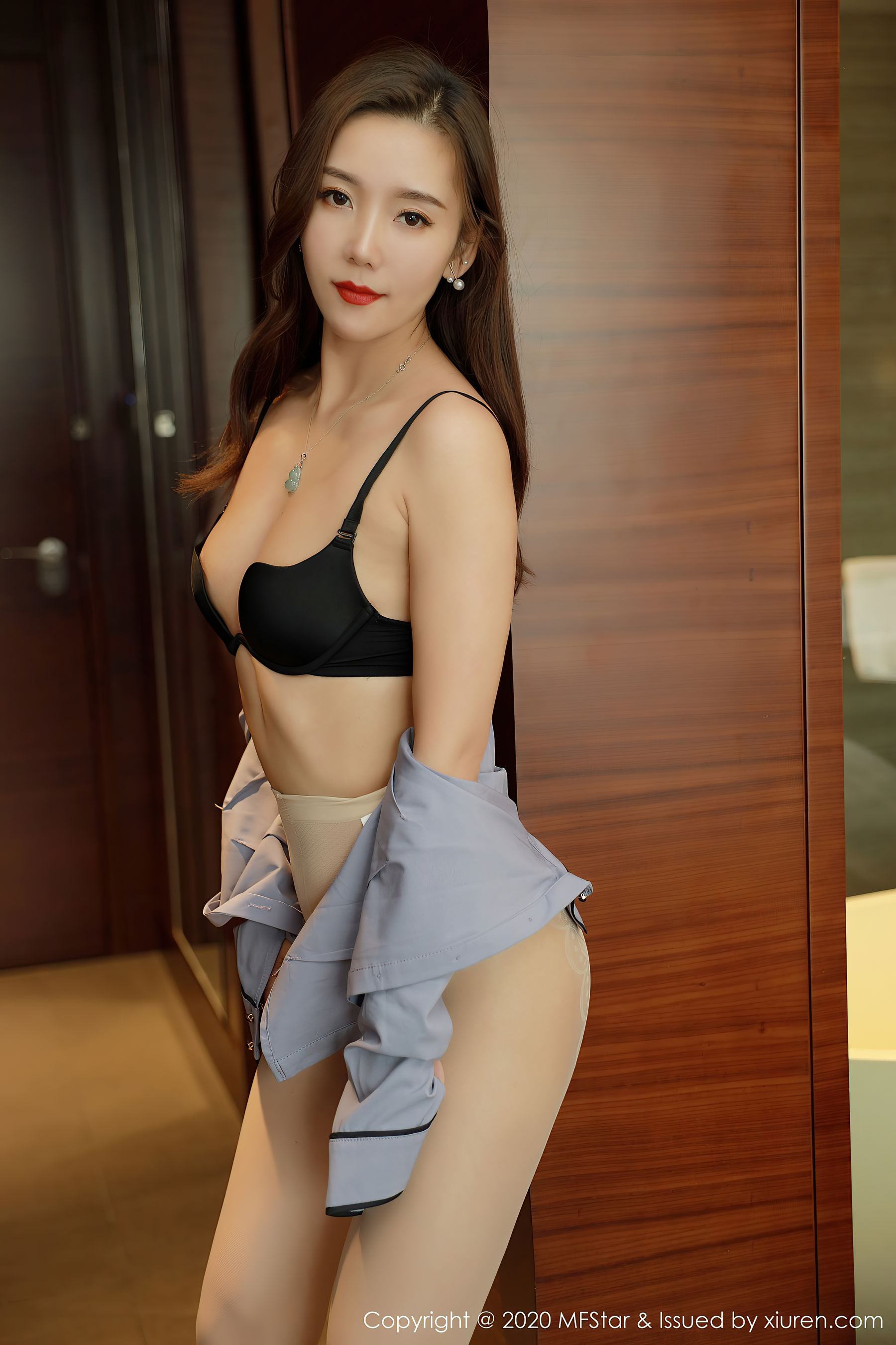 [模范学院MFStar] Vol.425 艾静香 - 经典的职场职业装