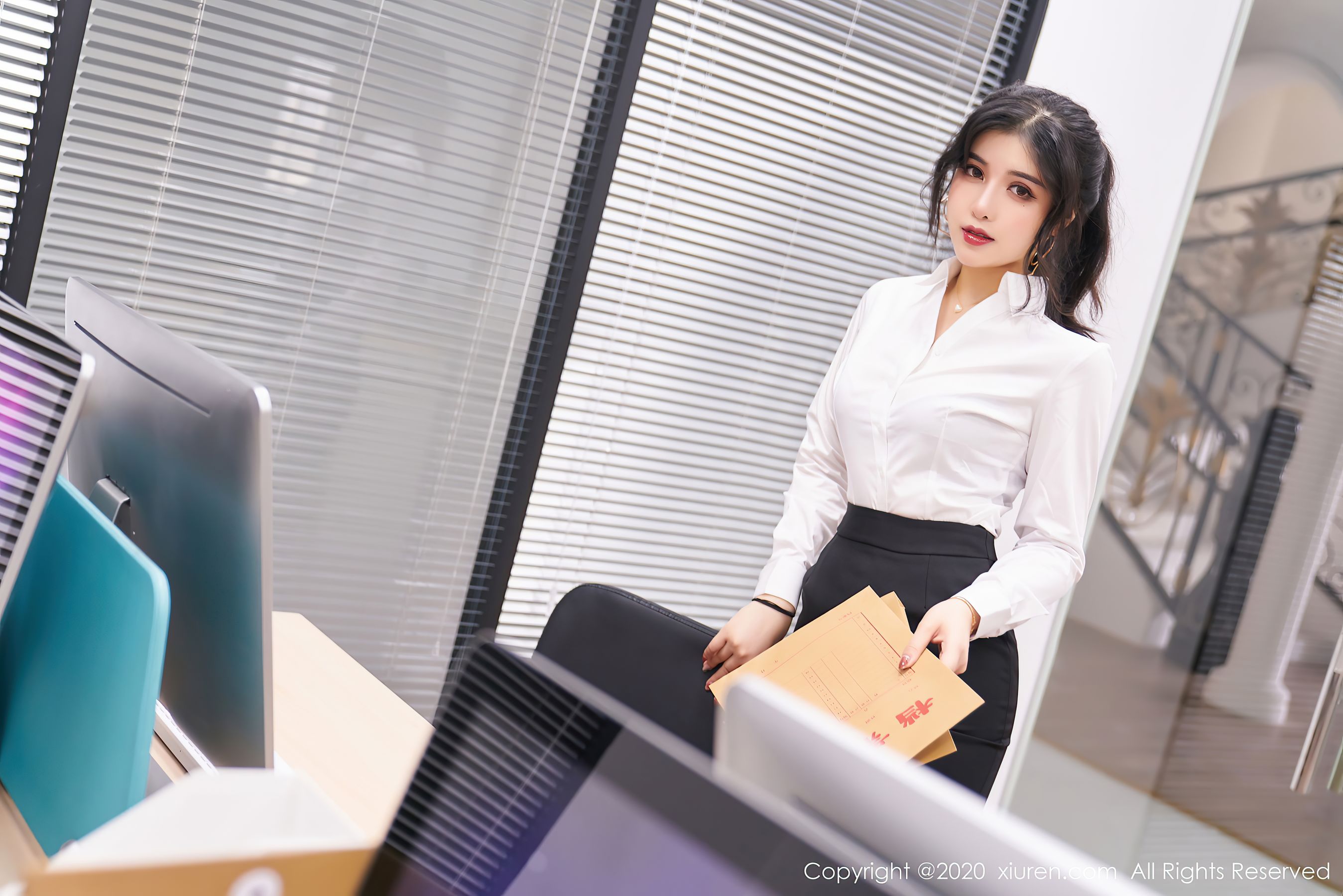 [秀人XIUREN] No.2768 韩静安 - 经典的秘书职业装系列