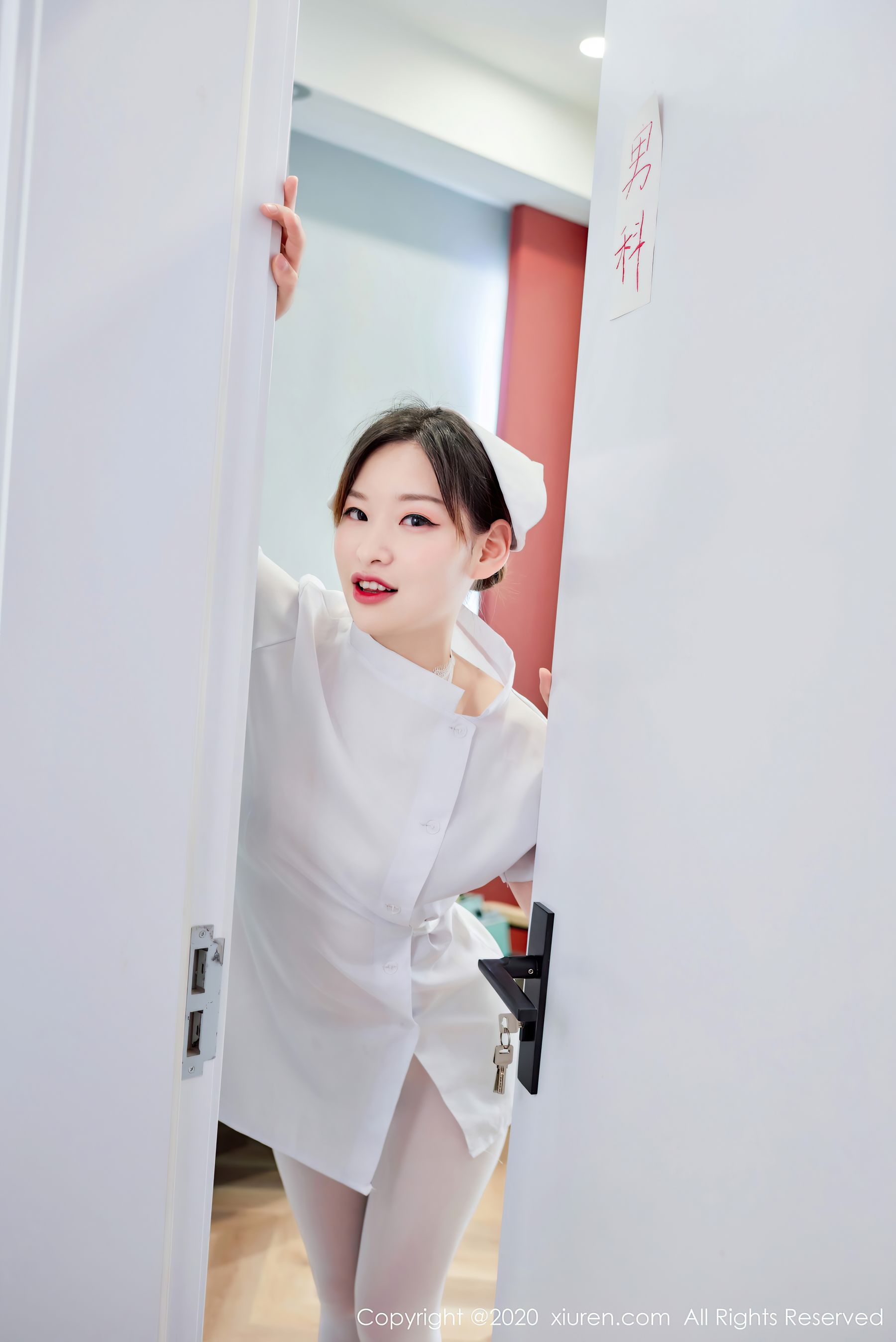 [秀人XIUREN] No.2789 范京宜 - 一次愉快的生活体验