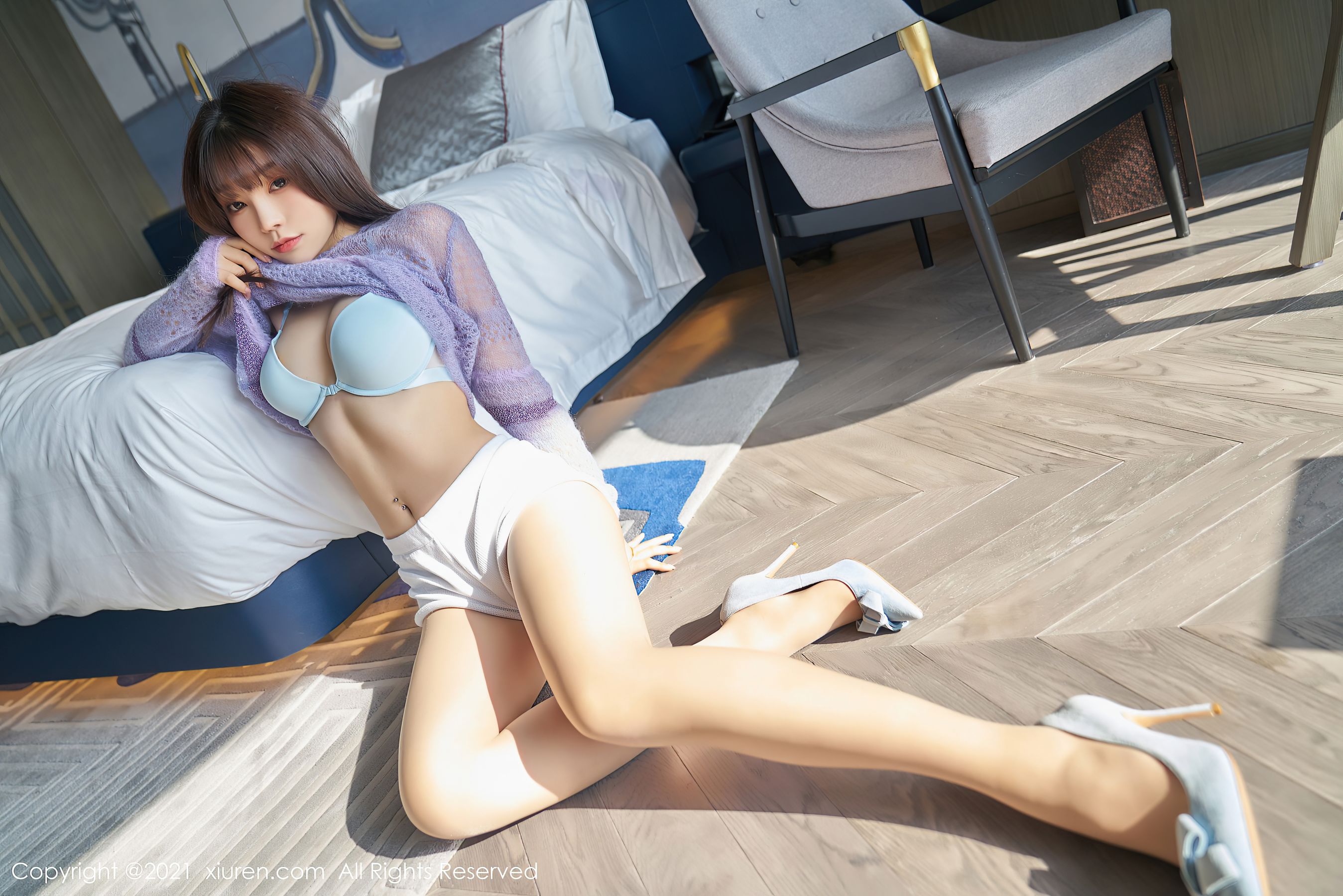 [秀人XIUREN] No.3058 芝芝Booty - 紫色的毛绒镂空内衣