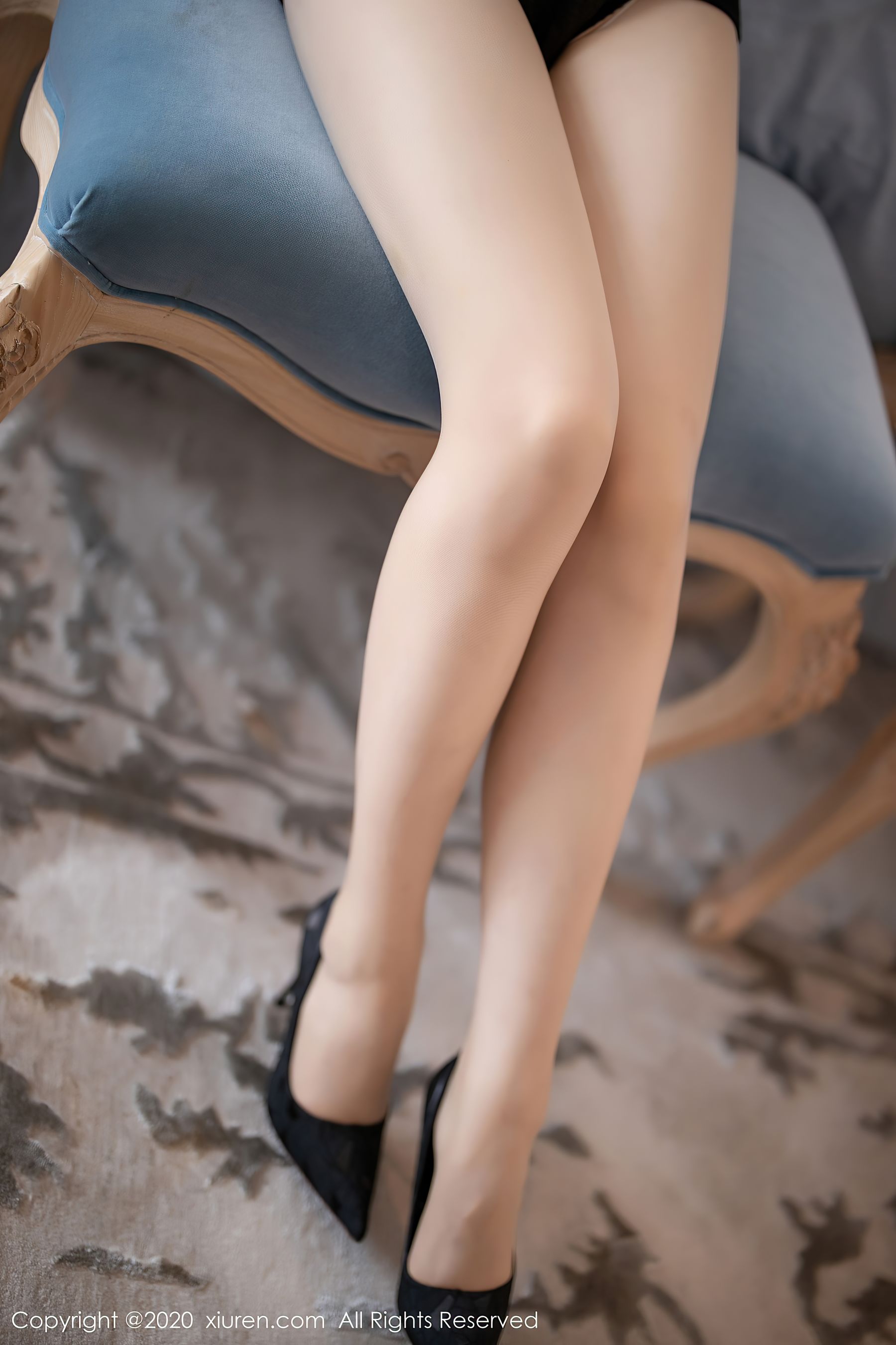 [秀人XIUREN] No.2958 言沫 - 简约淡雅白色职业装