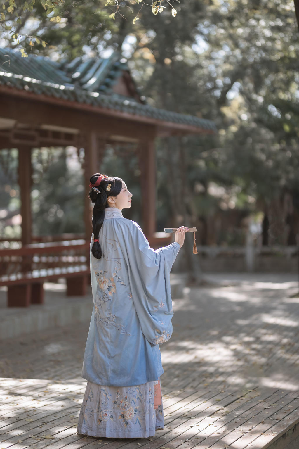 古装美女花容月貌美若天仙图片