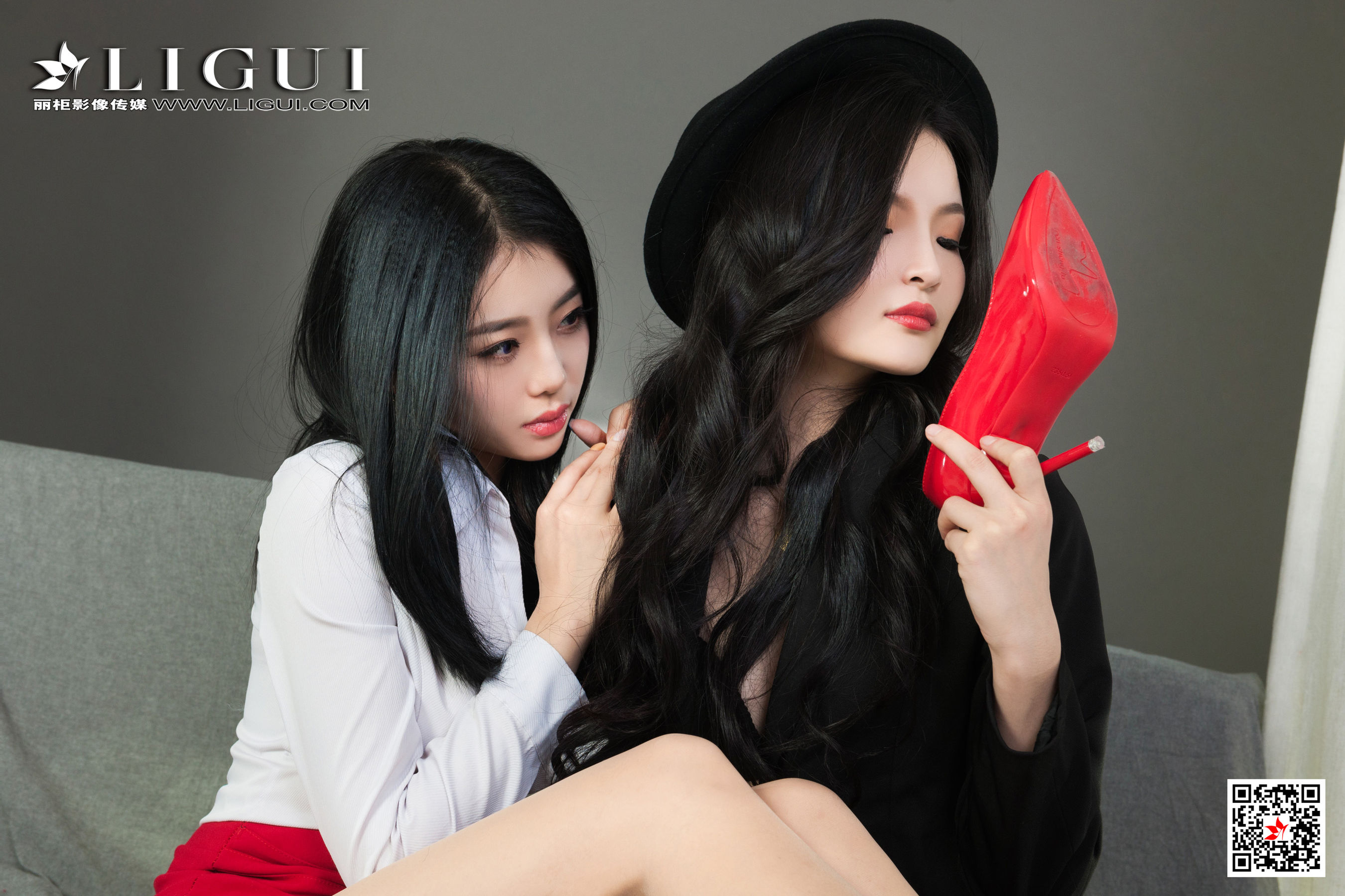 [丽柜Ligui]  小智贤&amp;苏黎 《双生花-意思情缘》 丝足写真