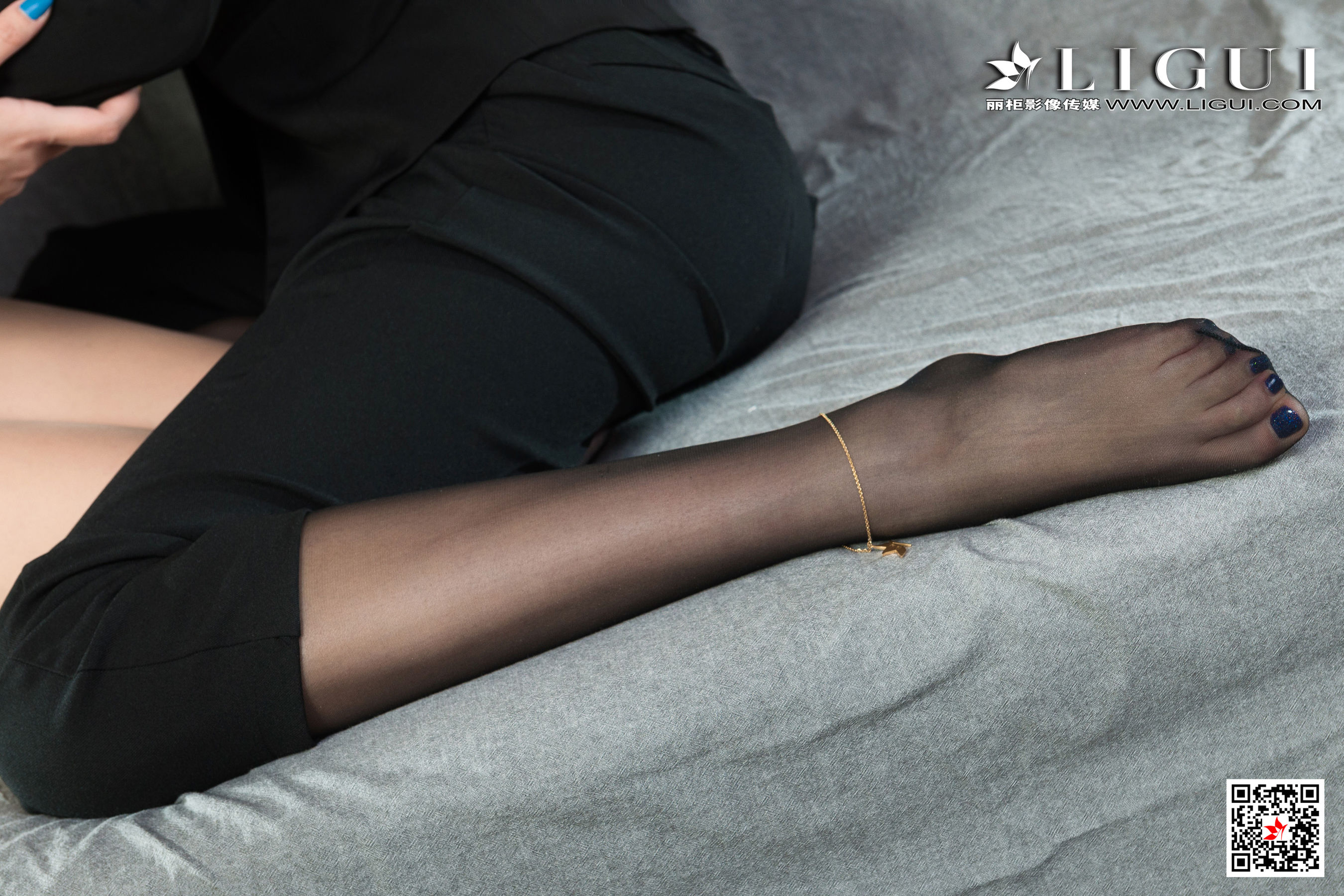 [丽柜Ligui]  小智贤&amp;苏黎 《双生花-意思情缘》 丝足写真