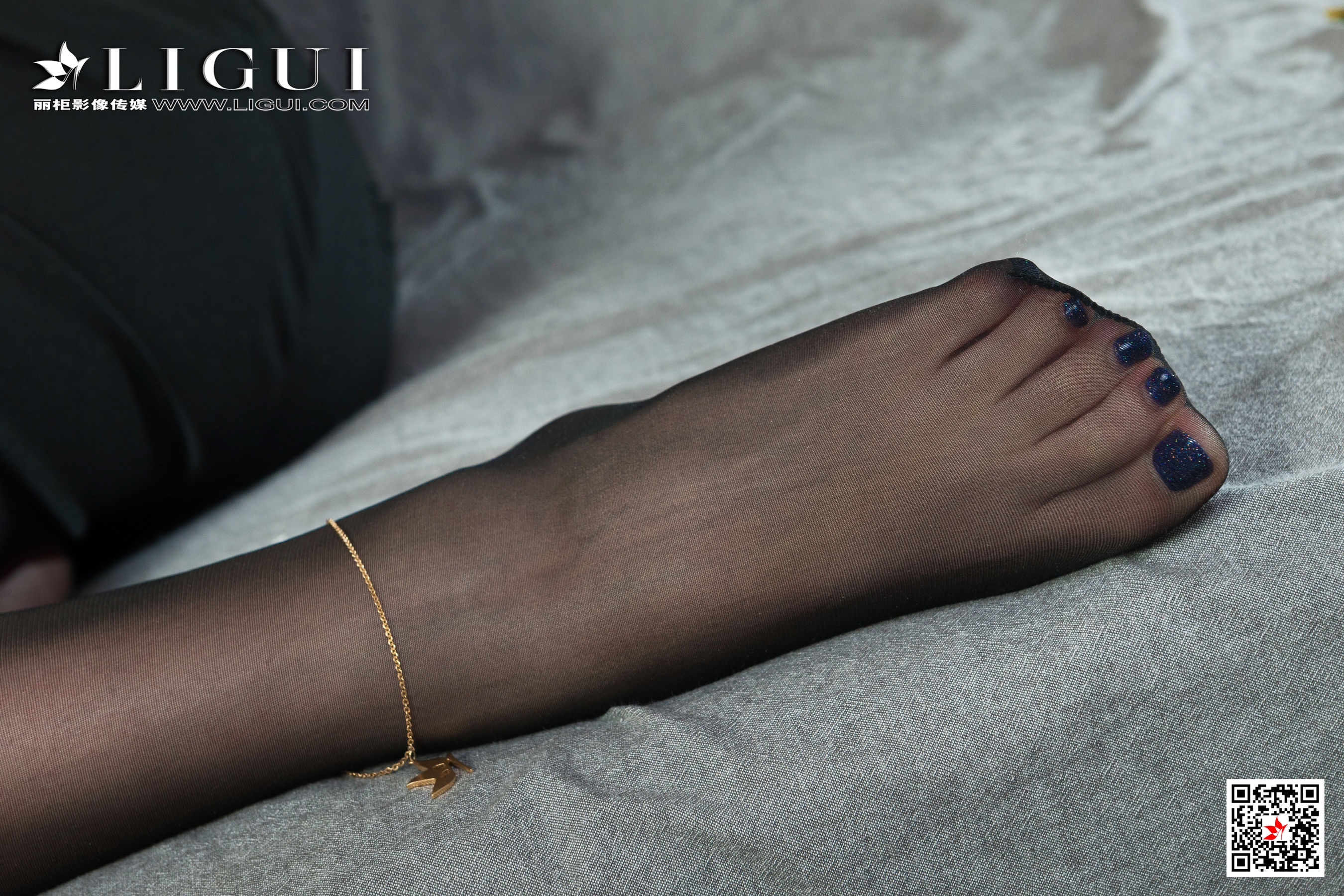 [丽柜Ligui]  小智贤&amp;苏黎 《双生花-意思情缘》 丝足写真