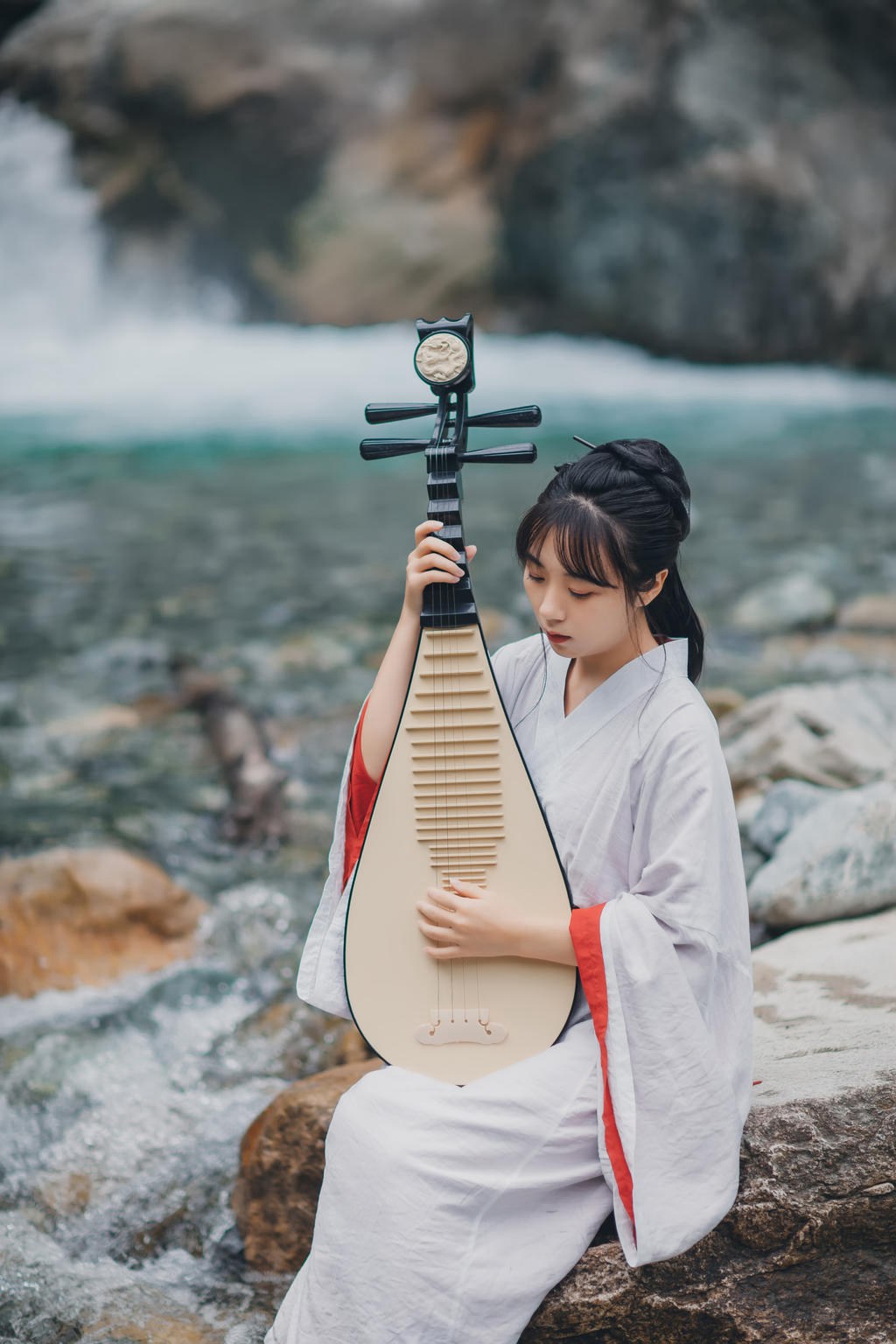 汉服美女琴棋书画样样精通图片