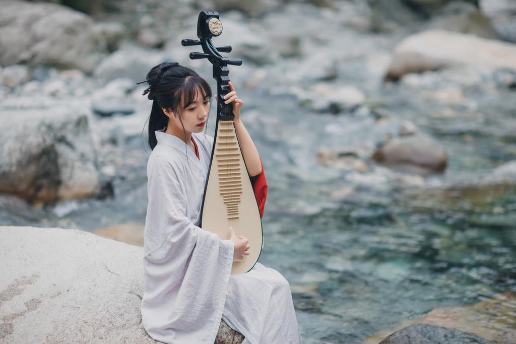汉服美女琴棋书画样样精通图片