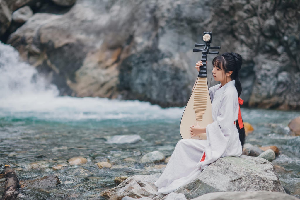 汉服美女琴棋书画样样精通图片