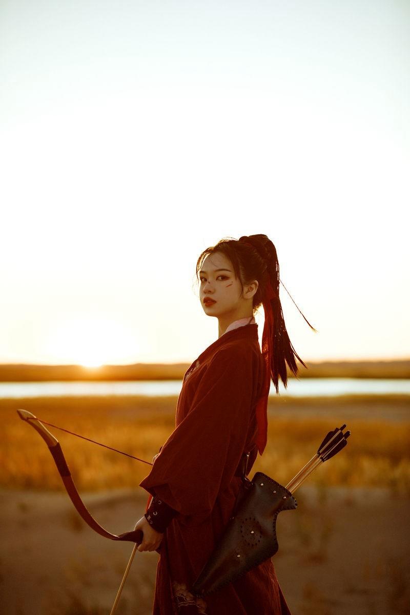 古装美女英姿飒爽唯美古风摄影