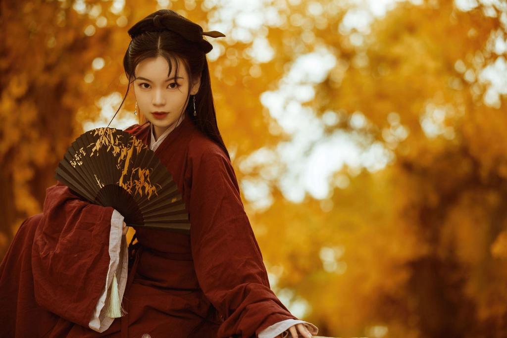 古装美女英姿飒爽唯美古风摄影