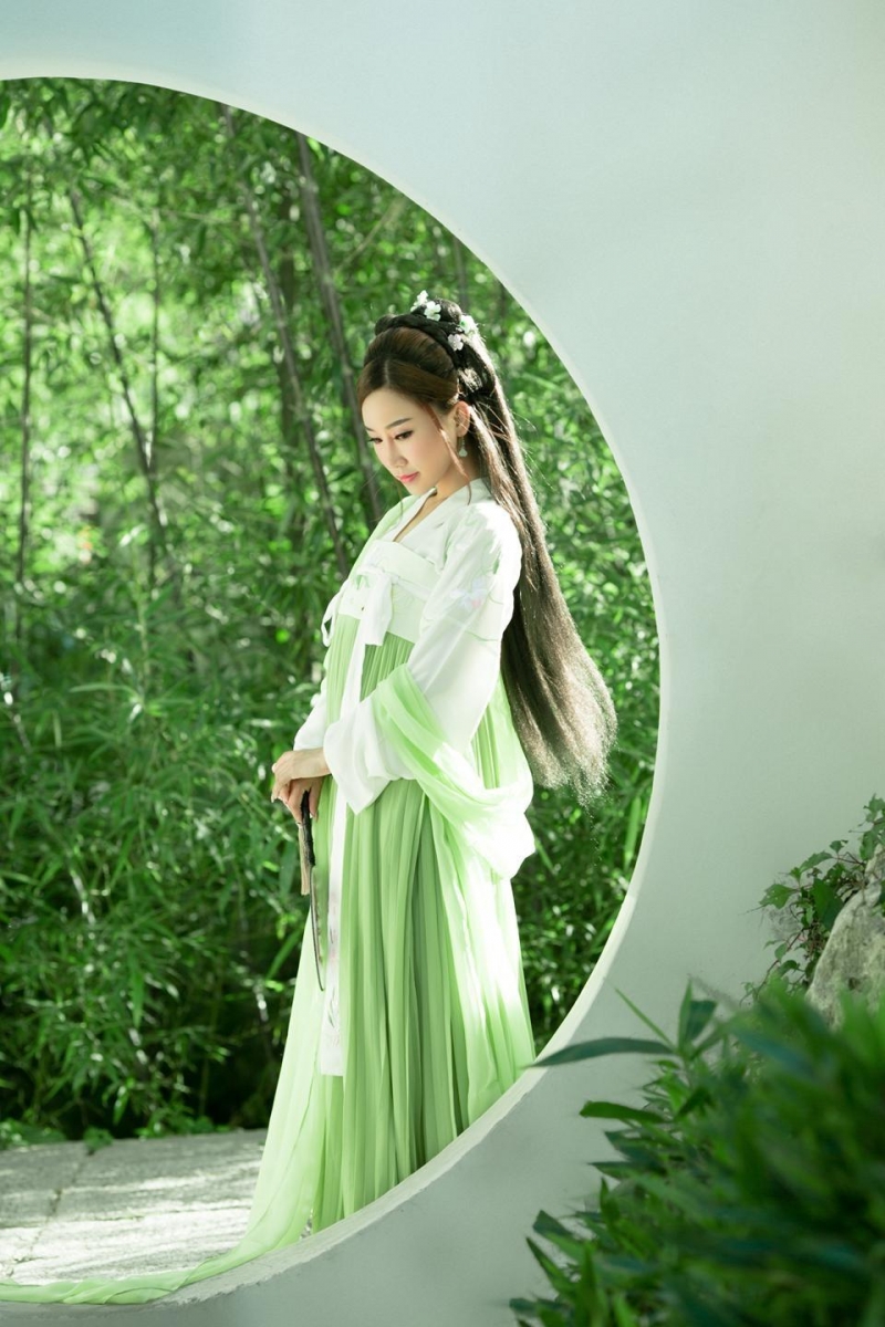 汉服美女清新脱俗唯美古风摄影