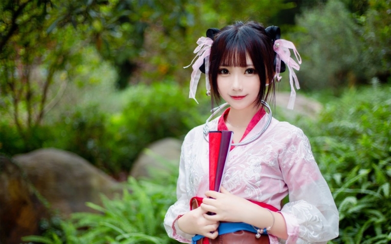 俏皮可爱古装美女唯美古风摄影