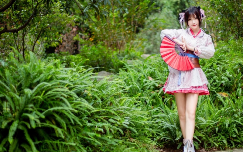 俏皮可爱古装美女唯美古风摄影