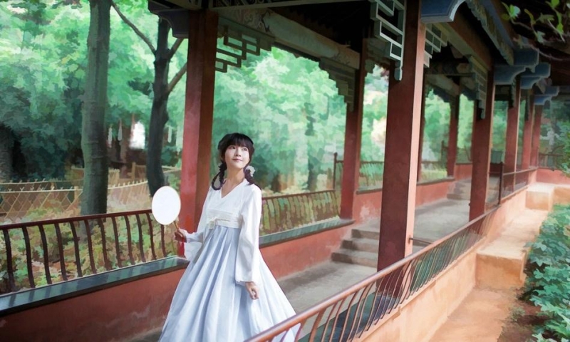 娇小玲珑汉服少女唯美古风摄影