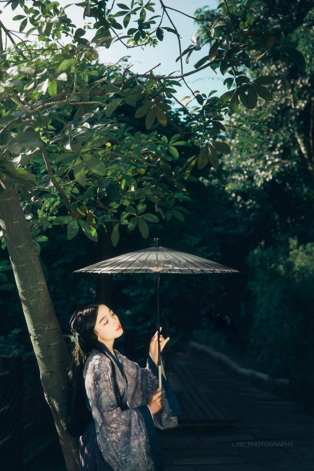 汉服少女温婉娴静唯美古风摄影