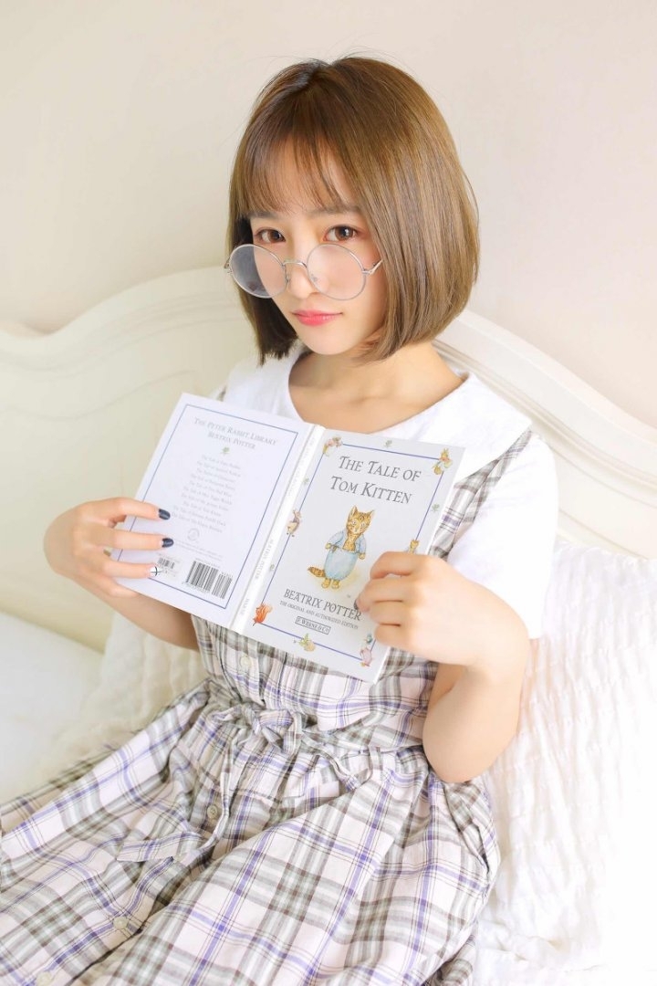 元气少女齐脖短发清纯动人套图