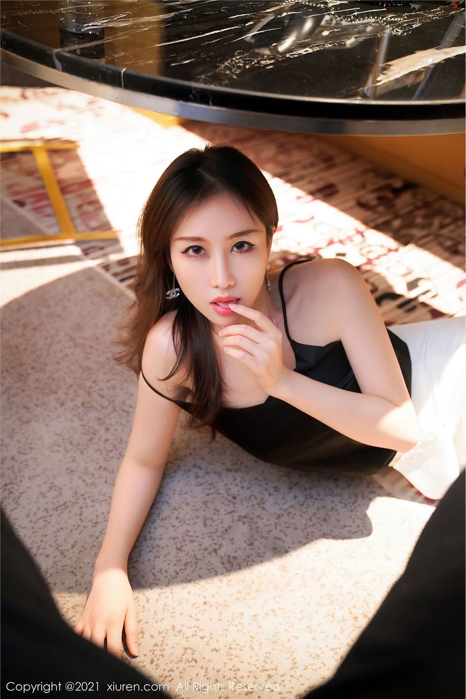 [XIUREN秀人网] 月音瞳 NO.3212