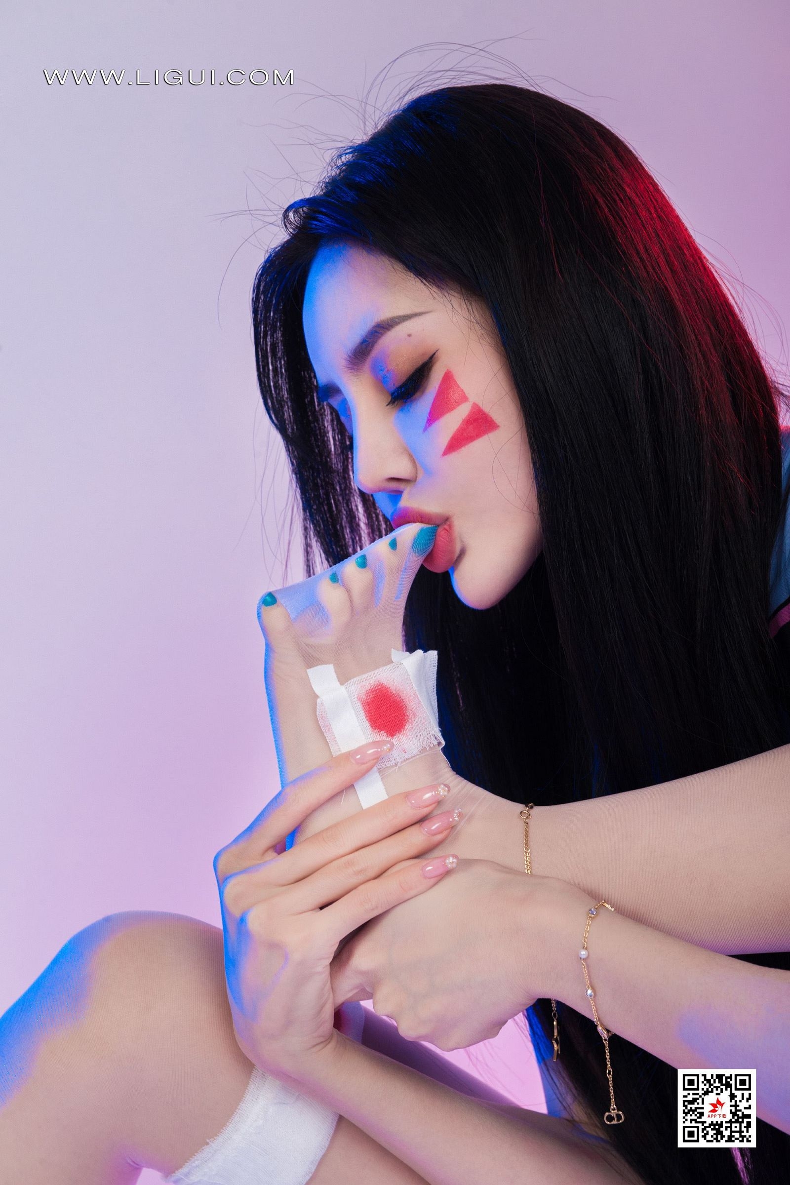 [XIUREN秀人网] 2022.07.23 《先锋丽影》凉儿