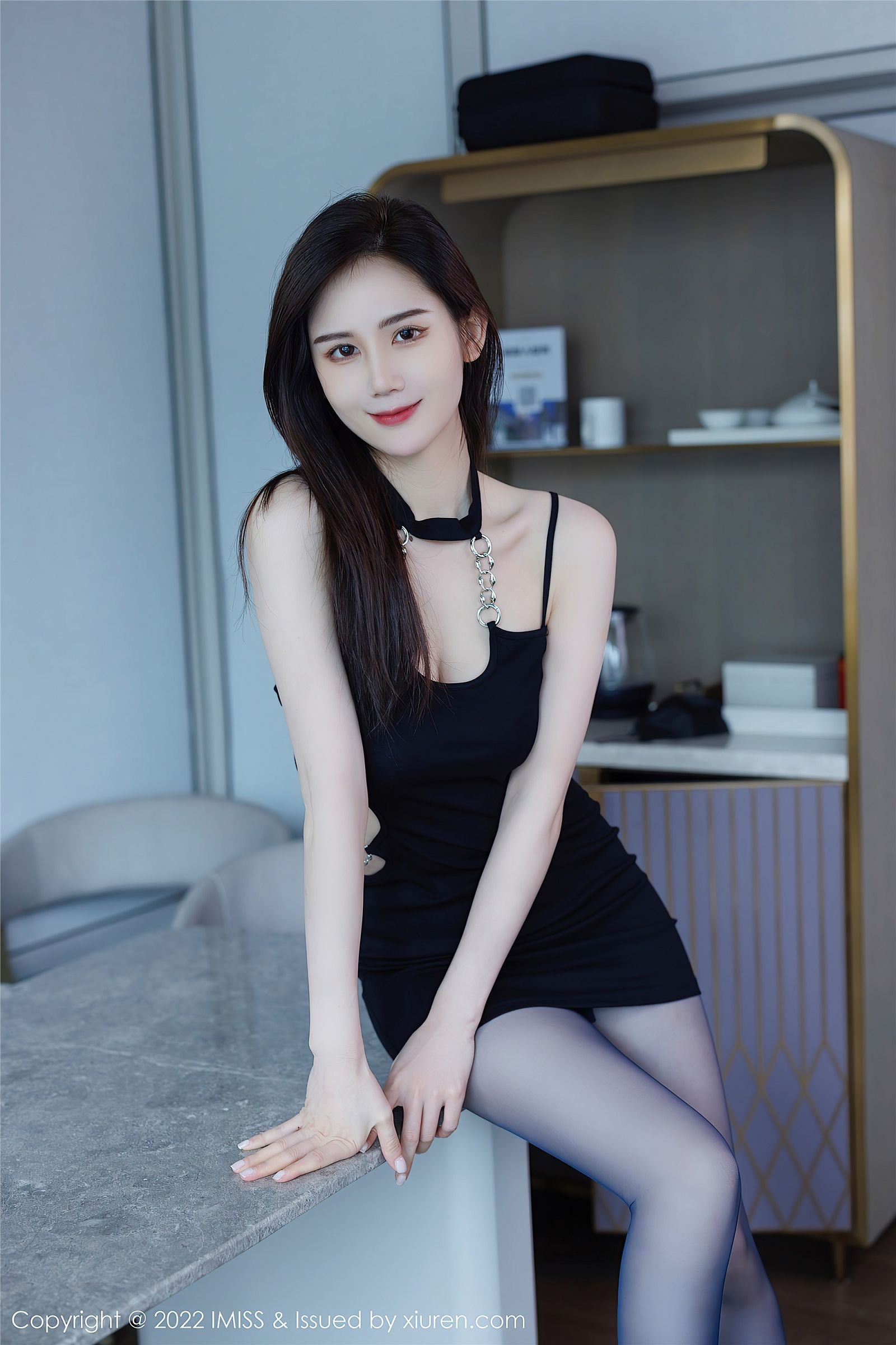 新人模特經典白内衣OL丝袜系列（苗条多姿身段妩媚动人）