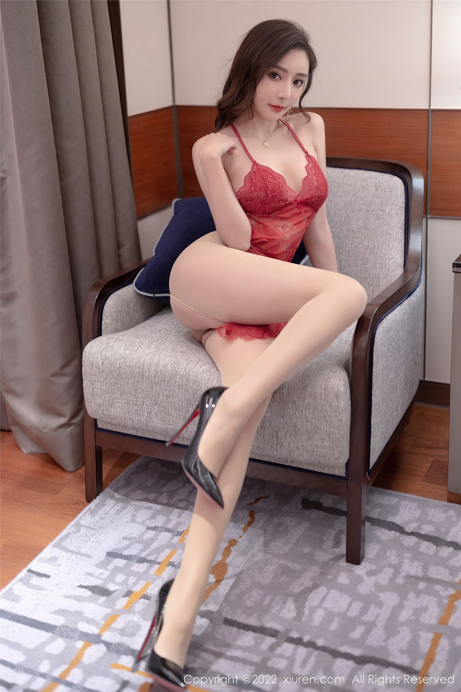 王馨瑶yanni最新高端4K画质原版套图（极品御姐白富美女神）