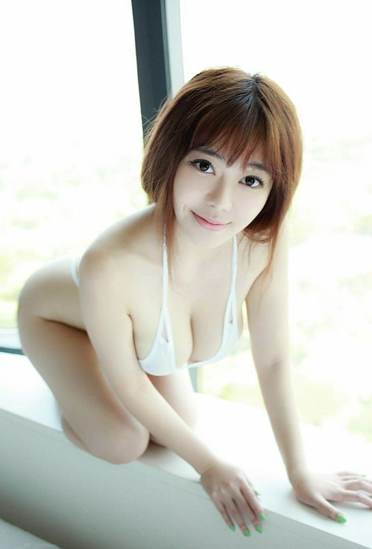 刘飞儿迷你丁字裤霸气外露