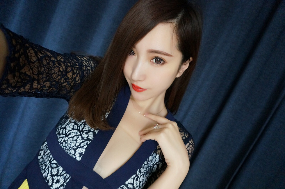 人鱼小姐傅美美靓丽美颜白嫩肌肤性感写真88P