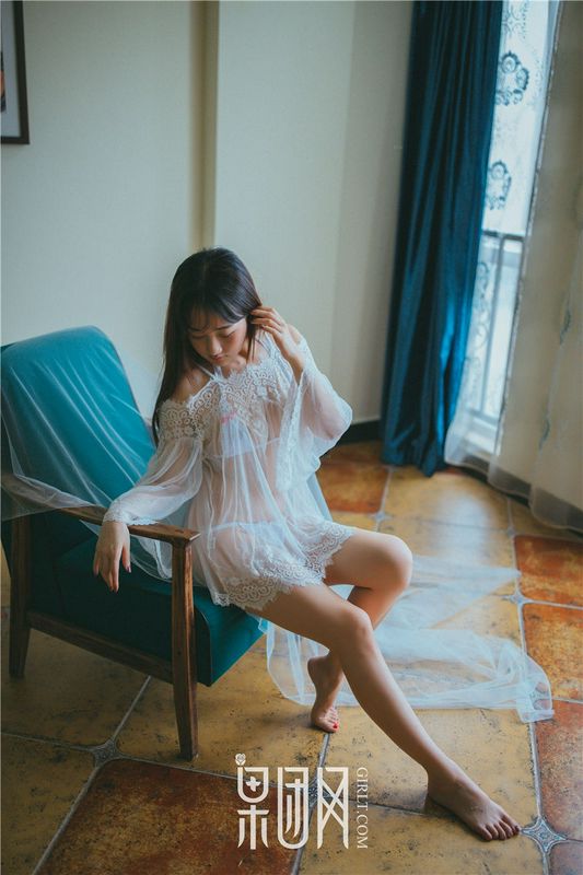 Girlt果团网熊川纪信XCJX017