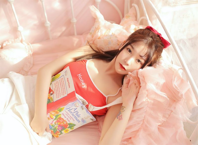 猫九酱Sakura甜心吊带背心