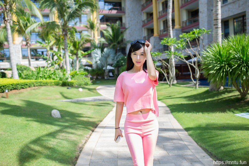 推女郎66期黄可美女性感图片