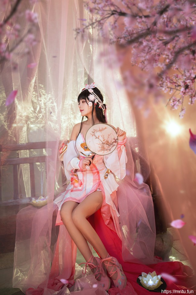 蜜丝公馆花小骨COSPLAY王者荣耀游园惊梦甄姬